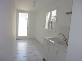  Appartement à louer 1 pièce 30 m²