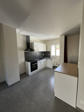  Maison à louer 3 pièces 63 m²