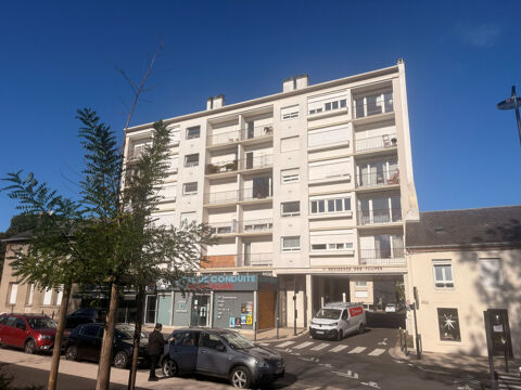   SAINT JEAN DE LA RUELLE MAIRIE CENTRE VILLE Appartement - 1 pièce(s) - 26 m²