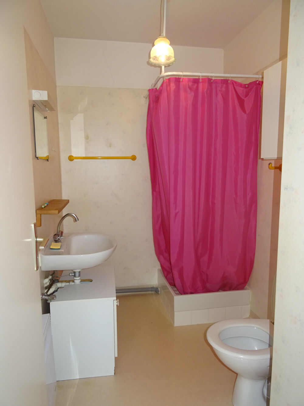 Location Appartement PROCHE CAMPUS - 42 AV. KENNEDY - LIBRE LE 02/09/2026 La source