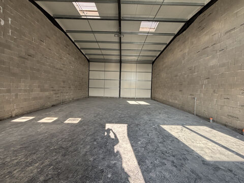   ENTREPOT A LOUER - CHAINGY - 134M2 