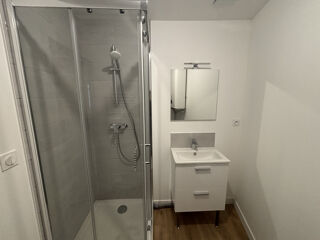  Appartement à louer 1 pièce 26 m²