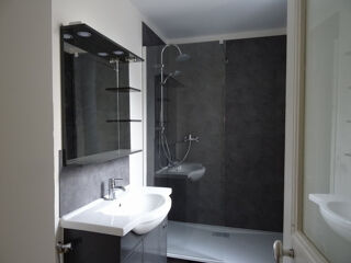  Appartement à louer 3 pièces 68 m²