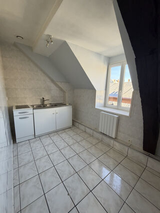 Location Appartement 5 IMPASSE DU CRUCIFIX - LIBRE DE SUITE Orleans