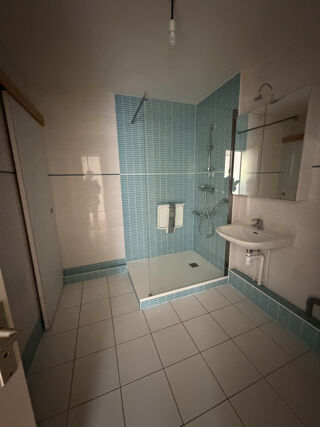  Appartement à louer 2 pièces 48 m²