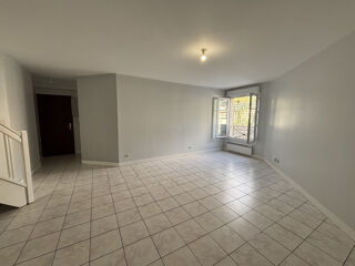  Appartement � louer 3 pi�ces 84 m�