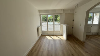  Appartement à louer 3 pièces 55 m²