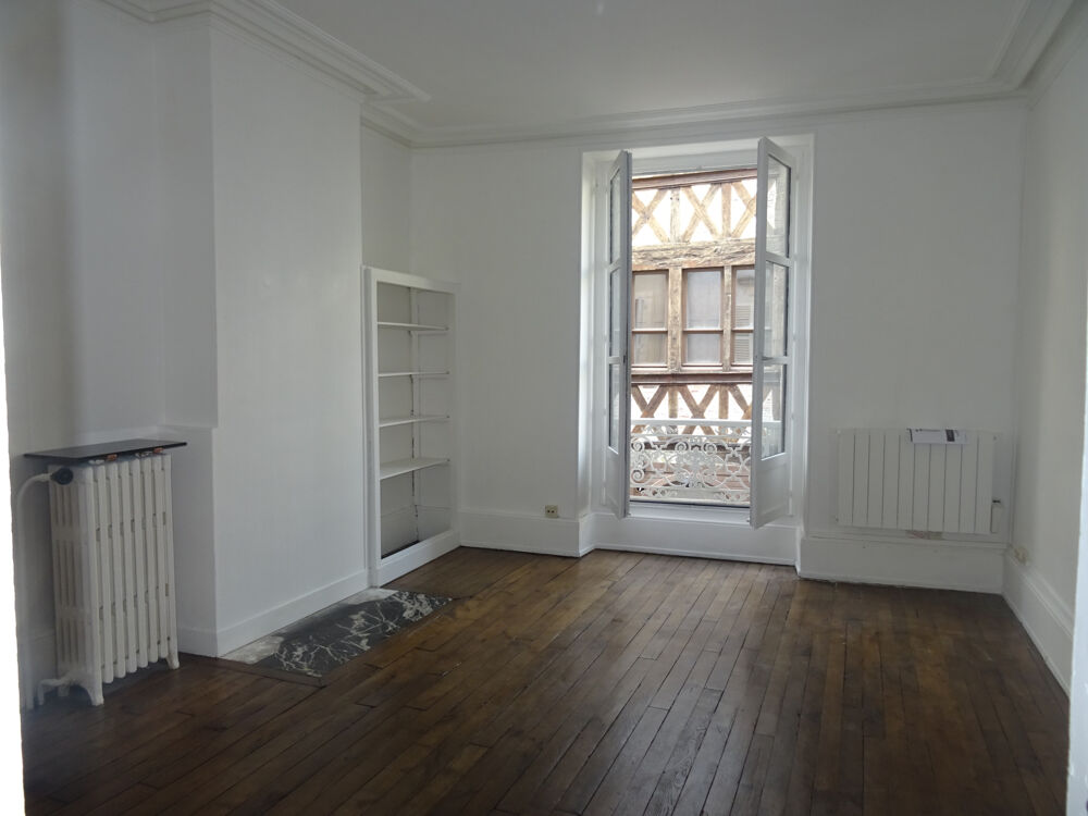 251 RUE DE BOURGOGNE - LIBRE