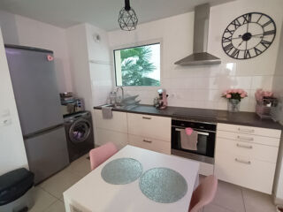  Appartement à louer 2 pièces 44 m²
