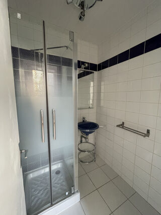  Appartement à louer 2 pièces 40 m²