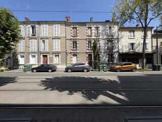  Immeuble � vendre 133 m�