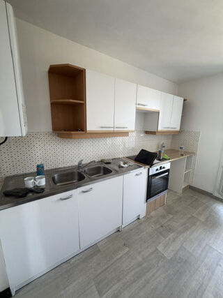 Appartement à louer 4 pièces 78 m²
