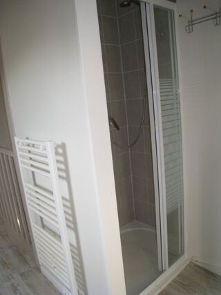  Appartement à louer 2 pièces 28 m²