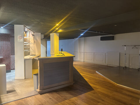 LOCAL COMMERCIAL HYPER CENTRE D'ORLEANS 2592 45000 Orleans