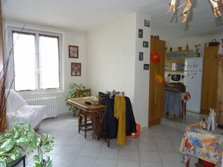  Appartement à louer 3 pièces 70 m²