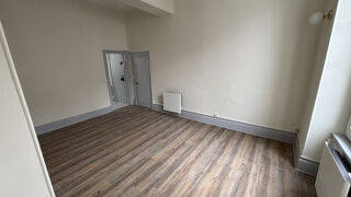  Appartement à louer 2 pièces 31 m²