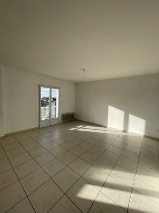  Appartement à louer 2 pièces 52 m²