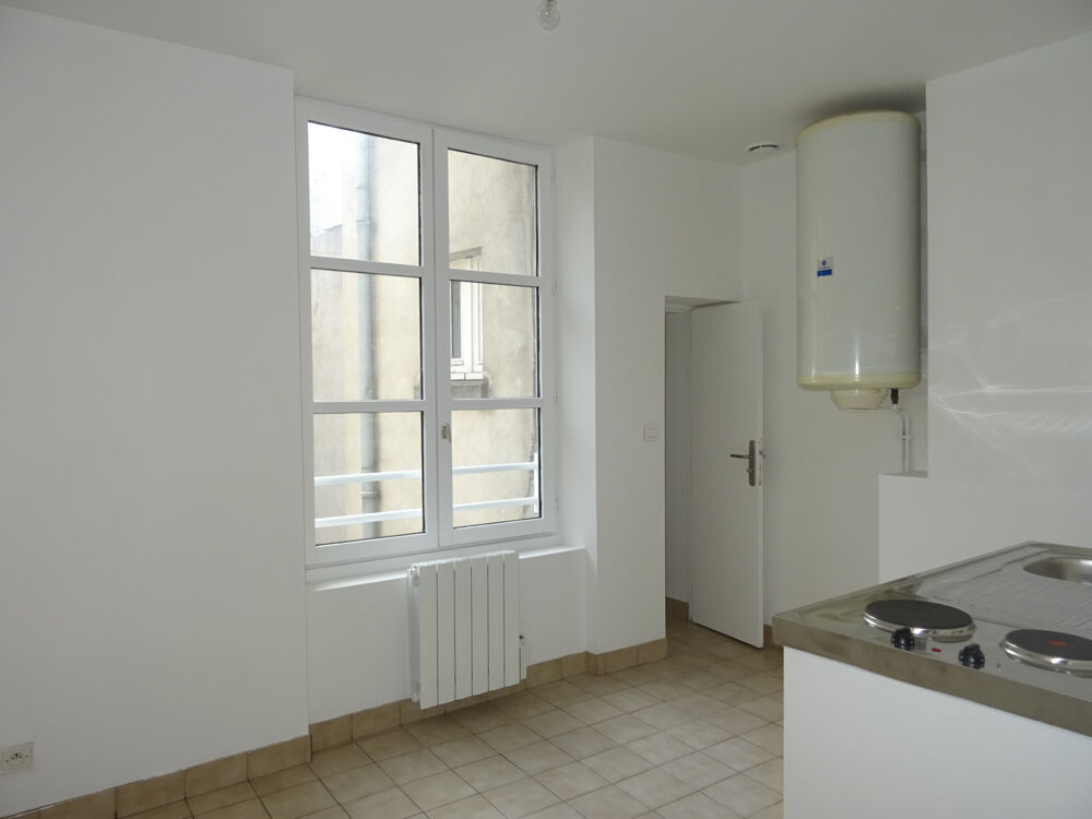 251 RUE DE BOURGOGNE - LIBRE
