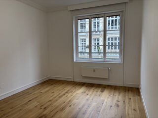  Appartement à louer 3 pièces 95 m²