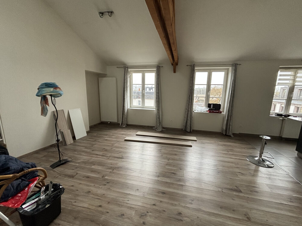 ORLEANS - RUE DU PUIT DE LINIERES - F3 A LOUER