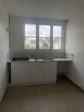  Appartement à louer 2 pièces 45 m²