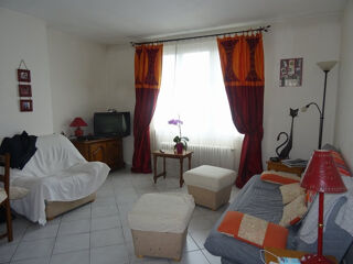  Appartement à louer 3 pièces 70 m²