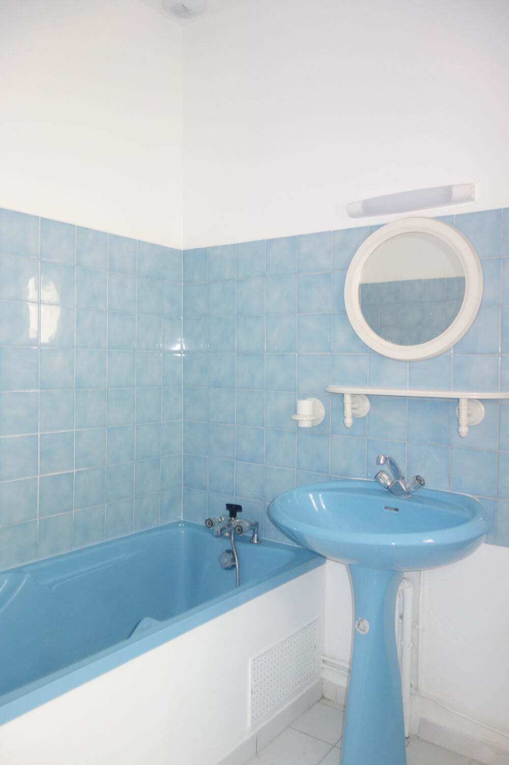 77 RUE DE BOURGOGNE - Disponible à partir du 02/06/2026