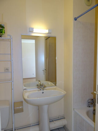  Appartement à louer 1 pièce 20 m²