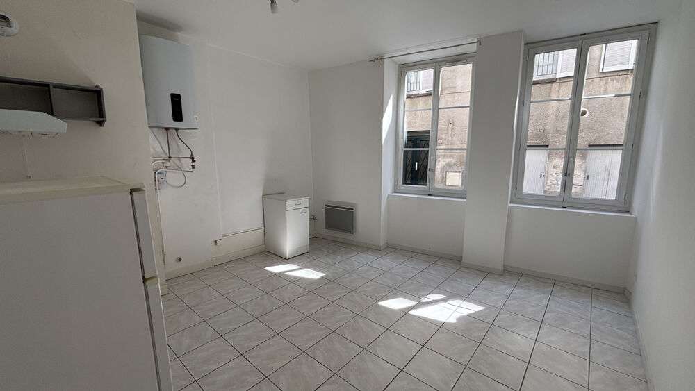 25 RUE DU BOEUF SAINT PATERNE - LIBRE