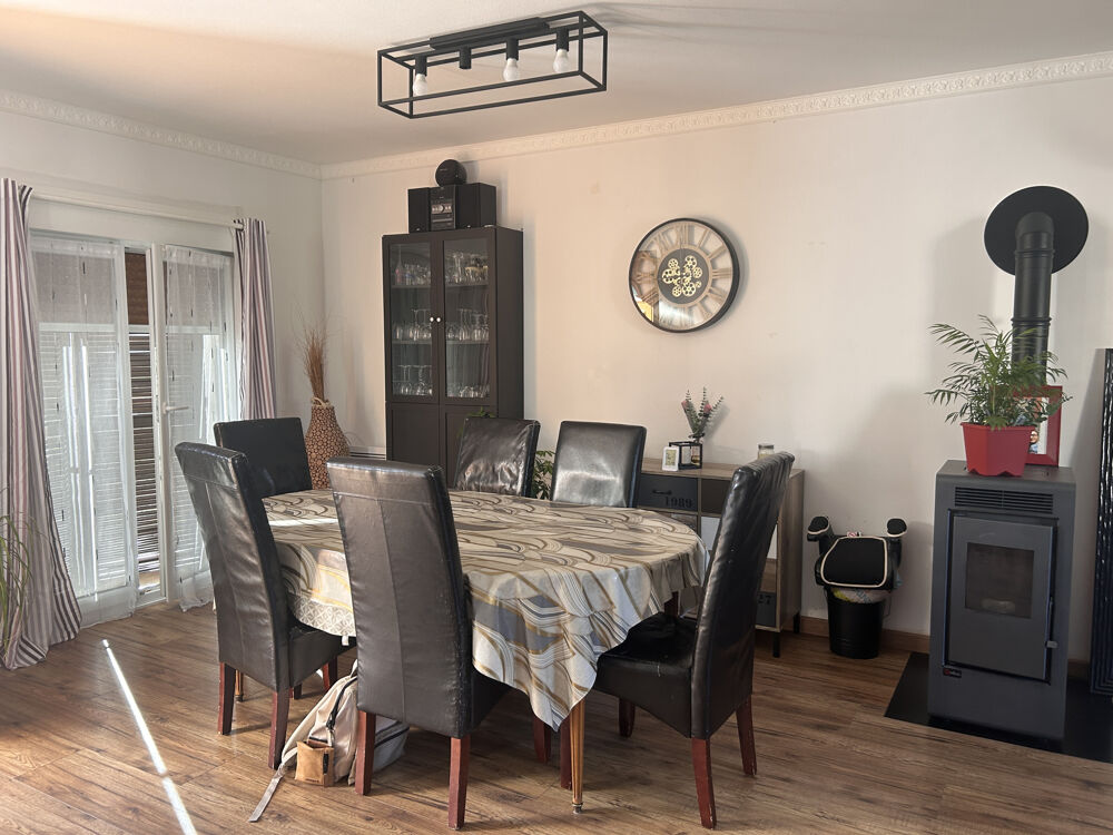 Vente Maison A VENDRE - Maison 3 pièces avec garage, jardin et carport à Argenton-sur-Creuse Argenton sur creuse