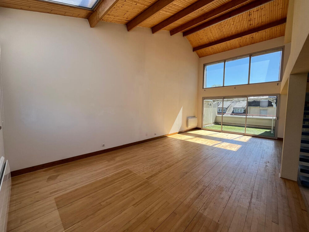 A VENDRE - Duplex 5 pièces en centre-ville d'Argenton-Sur-Creuse