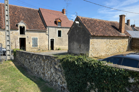   A VENDRE - Maison 3 pi�ces avec d�pendances � Rivarennes Maison - 3 pi�ce(s) - 72 m�