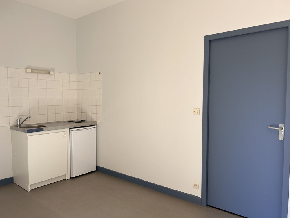 A LOUER - Appartement T2 avec terrasse à Saint-Gaultier