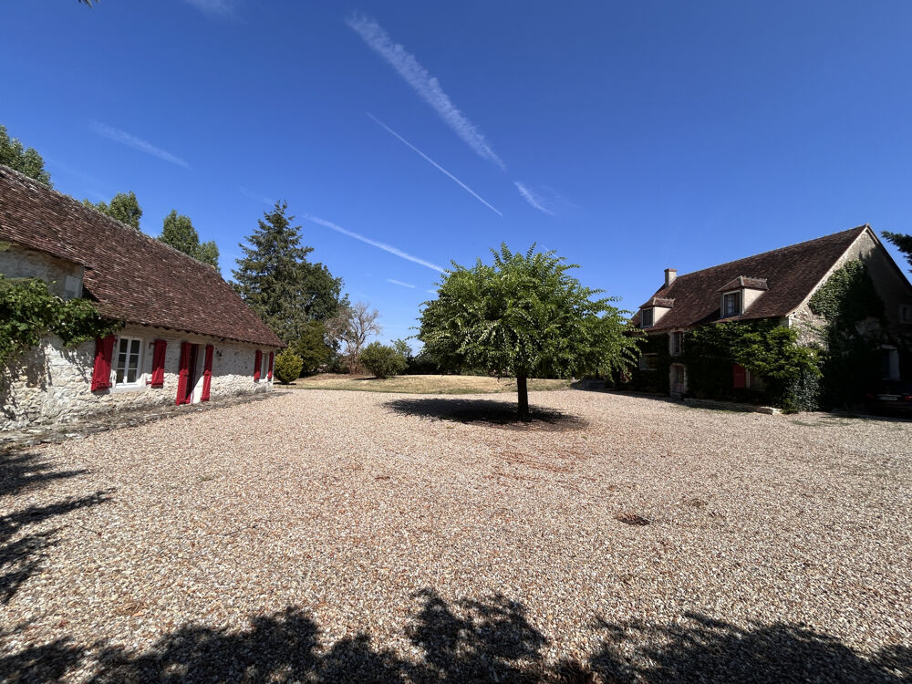 Vente Propriété/Château Propriété 10 pièces avec piscine à Chalais (36) Chalais