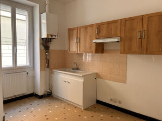  Appartement à louer 3 pièces 70 m²
