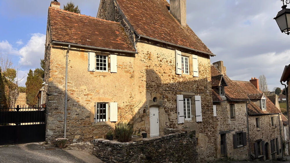 Vente Maison À VENDRE - Maison de caractère au coeur de Saint-Benoît-du-Sault St benoit du sault