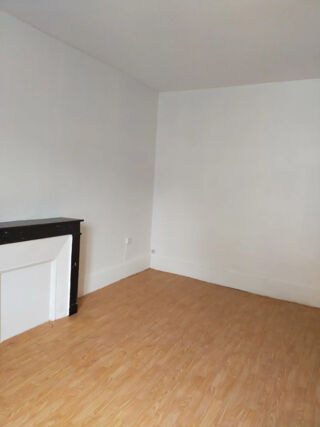  Appartement à louer 3 pièces 73 m²