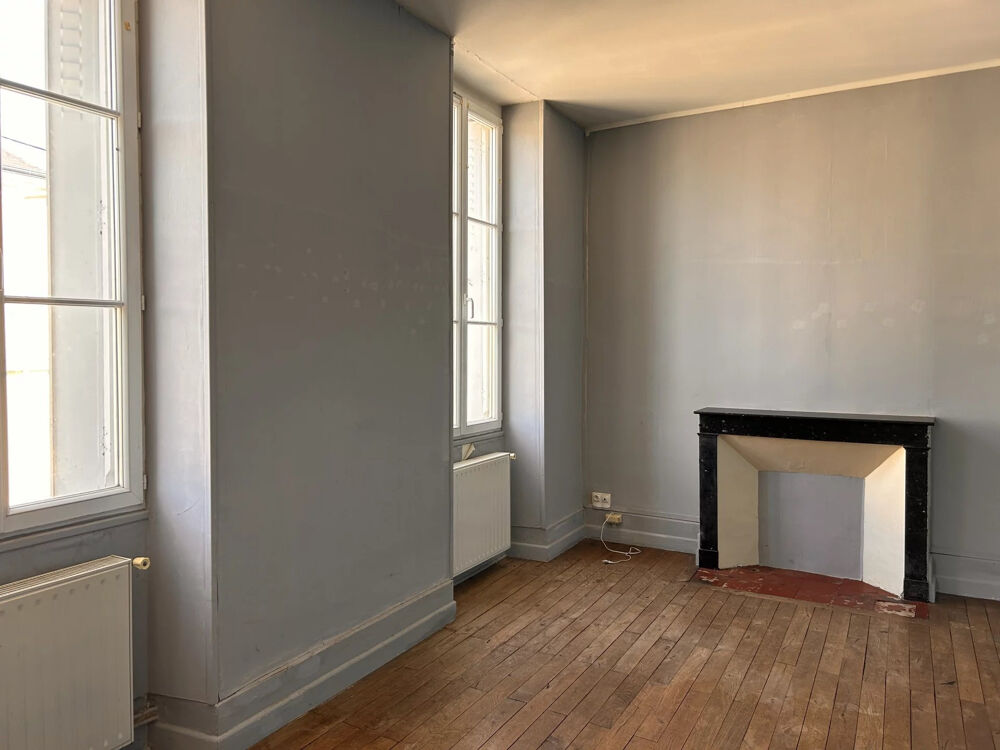 Maison 6 pièces 165 m² · à St Gaultier · 165 m² · 95 400 €