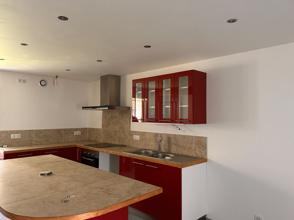Maison 4 pièces entièrement rénovée à Le Pêchereau