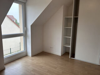  Maison à louer 4 pièces 93 m²