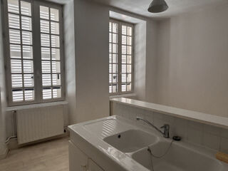  Appartement à louer 3 pièces 50 m²