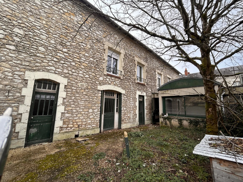 Maison 8 pièces 240 m² · à Argenton sur Creuse · 240 m² · 130 000 €