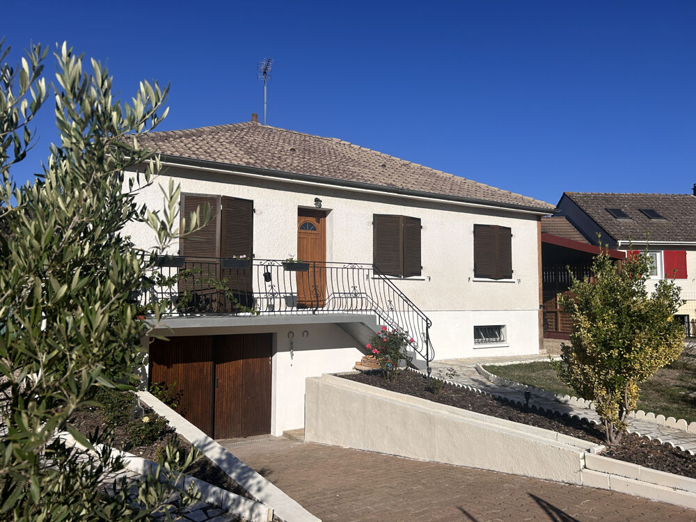 Vente Maison A VENDRE - Maison 3 pièces avec garage, jardin et carport à Argenton-sur-Creuse Argenton sur creuse