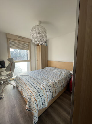  Appartement à louer 3 pièces 65 m²