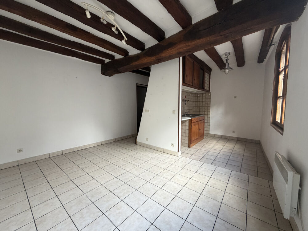 BEL APPARTEMENT ANCIEN