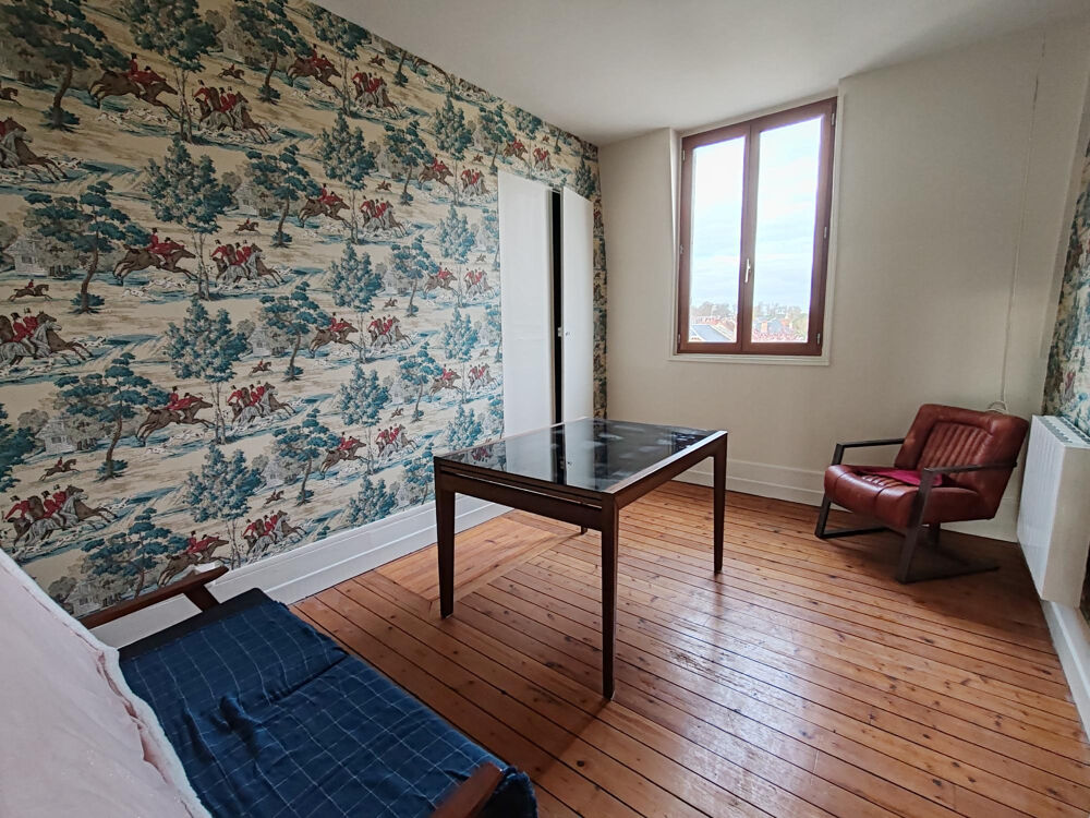Vente Appartement DANS UN BEL IMMEUBLE ANCIEN Villers cotterets