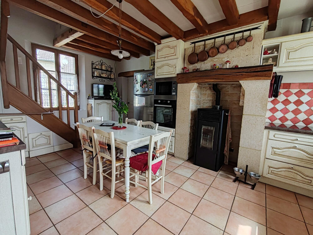 Vente Maison MAISON FAMILIALE AVEC DEPENDANCES Crepy en valois