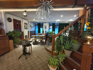  Immeuble  vendre 7 pices 270 m