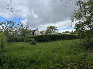  Terrain à vendre 834 m²