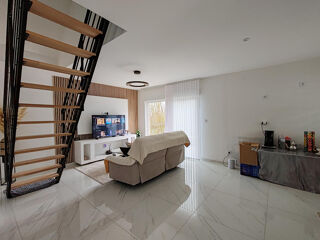  Maison  vendre 4 pices 91 m